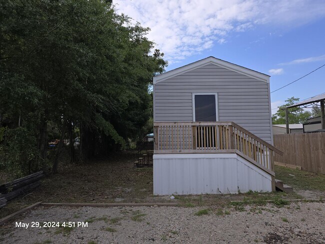 Foto del edificio - 3309 E 2nd Ct