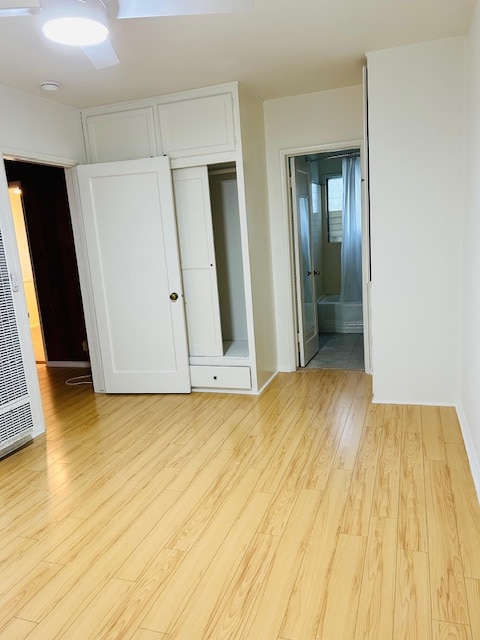 Bedroom/closet - 3852 Sawtelle Blvd
