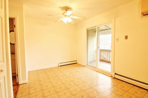Building Photo - 302 Walnut Ridge Est