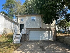 Building Photo - 377 Stetler Ave
