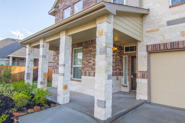 Building Photo - 618 Cypress Creek Ln