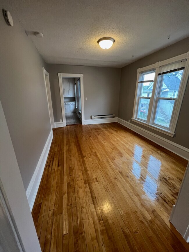 Foto del edificio - 711 Jefferson St NE