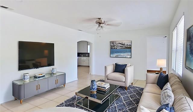 Foto del edificio - 424 Parkside Dr