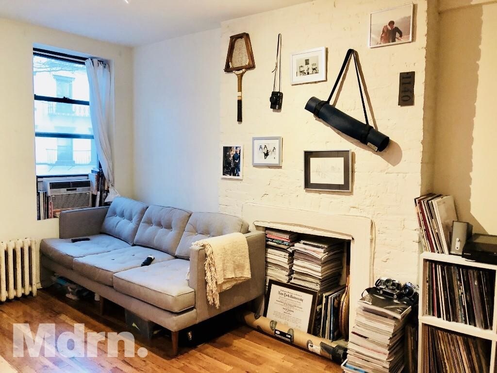 Primary Photo - 440 E 9th St