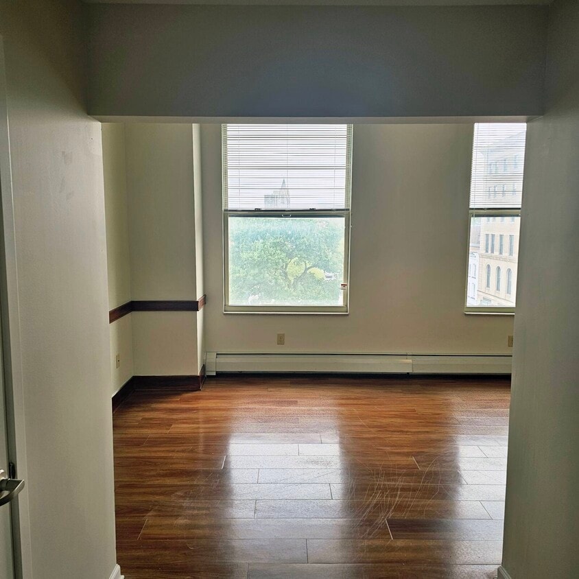 Building Photo - 11 Public Square