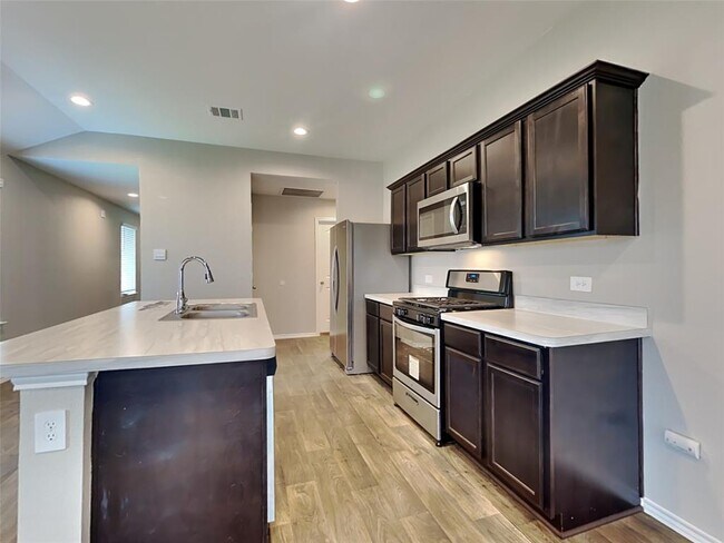 Foto del edificio - 16505 Cascading Pnes Ct