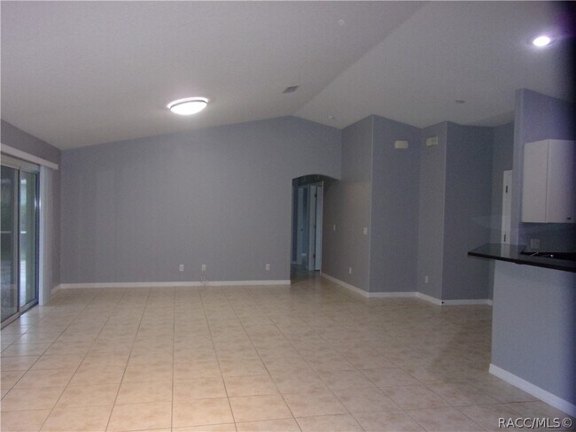 Foto del edificio - 4256 E Bennett St