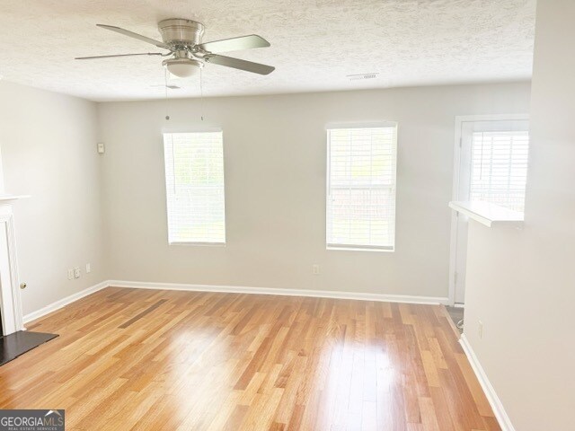 Foto del edificio - 637 Pennybrook Ln