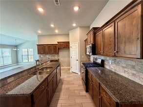 Building Photo - 520 Arkansas Black