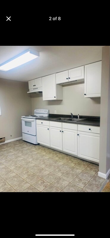 Foto del edificio - 818 Highland Ave