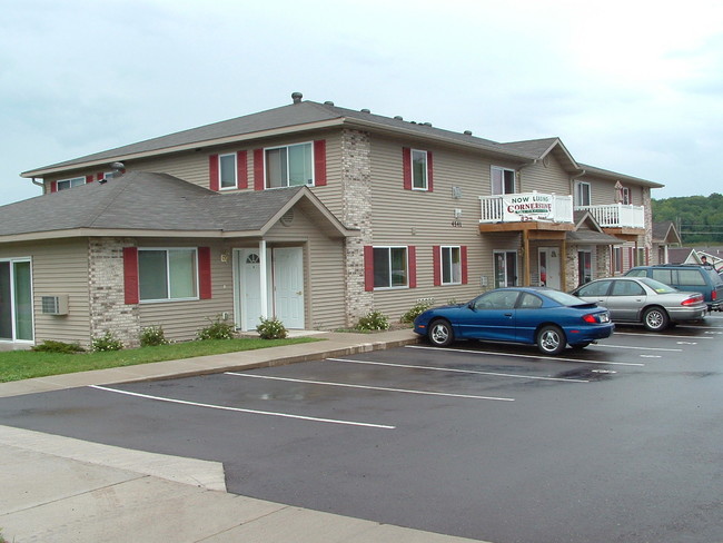 Building Photo - Country Meadows Apartments