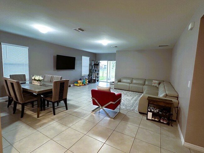 Foto del edificio - 10627 Crossback Ln