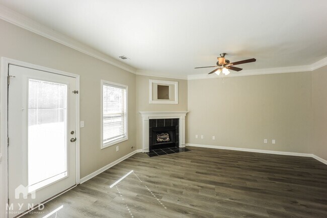 Foto del edificio - 3470 Oakleaf Pass