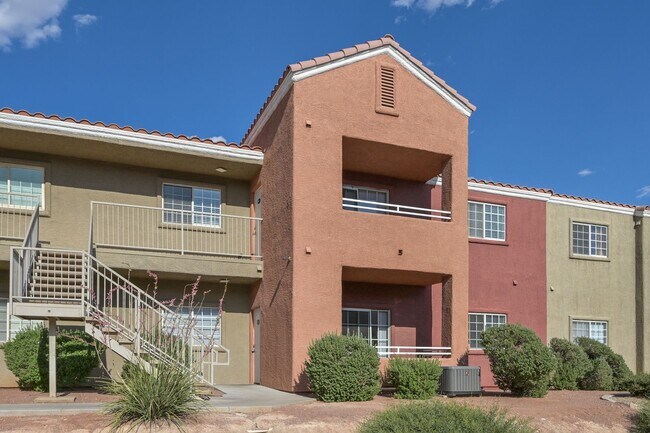 Foto del edificio - NE Near Nellis! Gated! Community Pool, Spa...