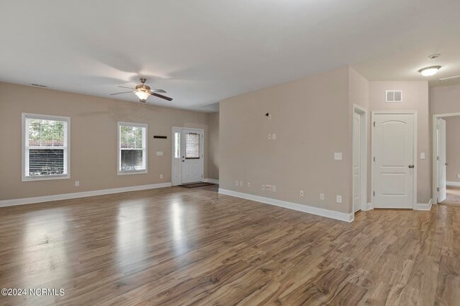 Building Photo - 101 Chesney Dr