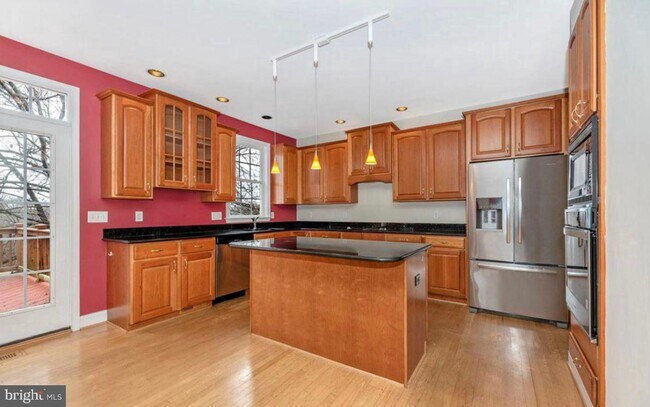 Building Photo - 4811 Mussetter Rd