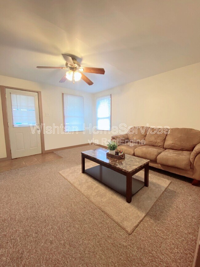 Foto del edificio - 524 N Johnson St