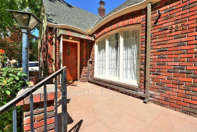Foto del edificio - 937 Sonoma Way