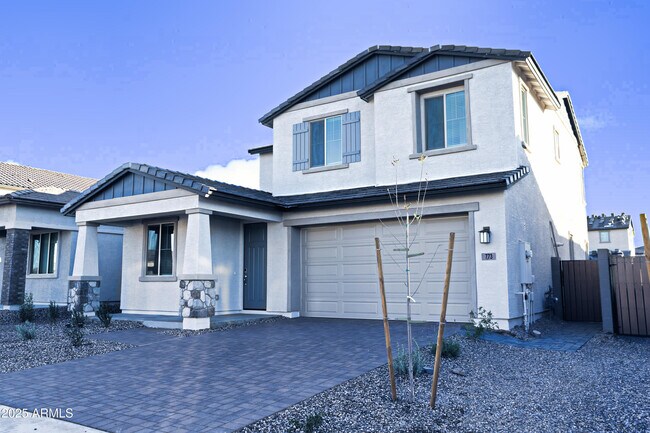 Foto del edificio - 773 W Lark Dr