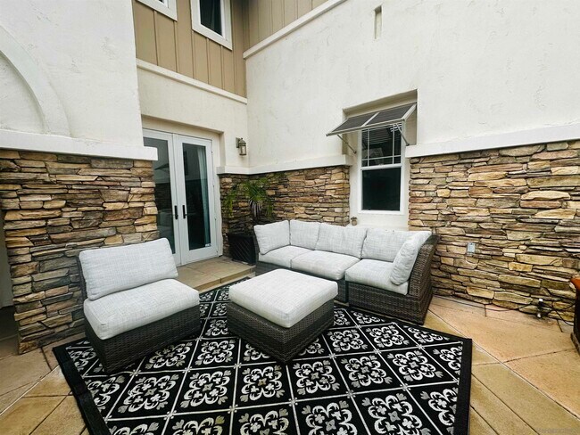 Foto del edificio - 7481 Collins Ranch Ct