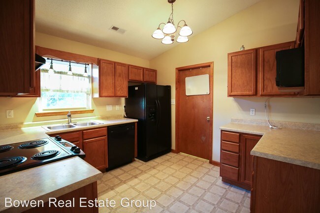 Building Photo - 583 Sandridge Rd