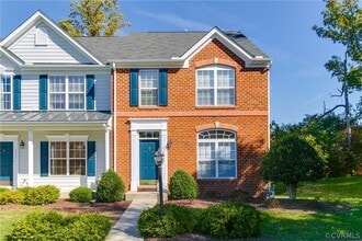 Building Photo - 301 Kingscote Ln