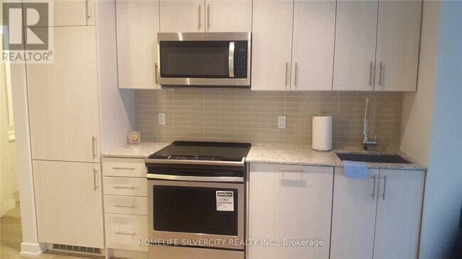 Building Photo - 4085 Parkside Village Dr