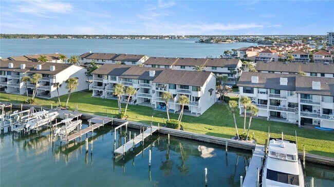 Foto del edificio - 150 Marina Del Rey Ct