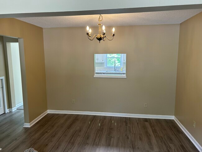 Building Photo - 11090 Watson Dr