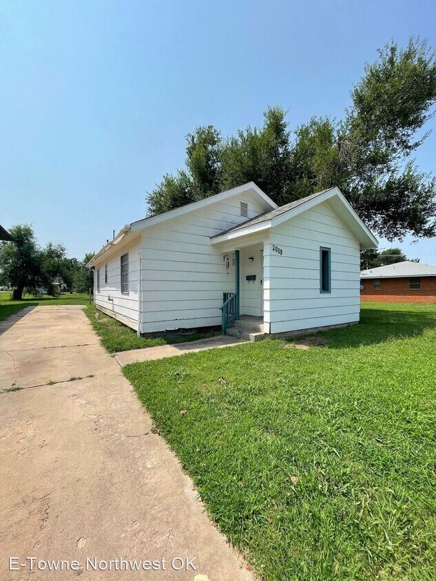 Primary Photo - 2 br, 1 bath House - 2019 E Eucalyptus