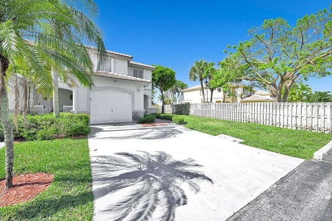 Building Photo - 16340 SW 75th St