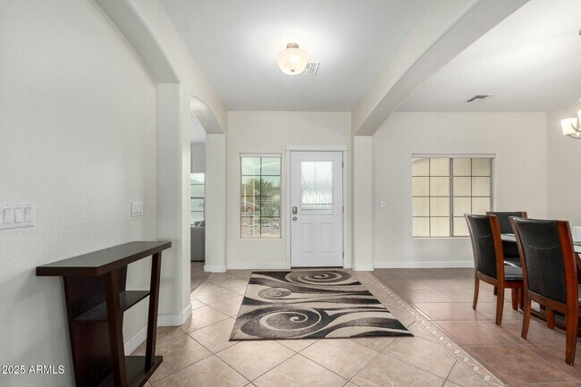 Foto del edificio - 9768 W Prospector Dr