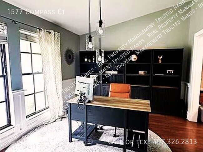 Building Photo - Discover Your Dream Home in the Tranquil H...