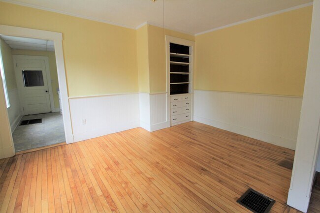 Building Photo - 22-24 Plummer Street