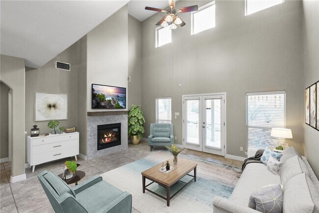 Building Photo - 1401 Delsie Dr