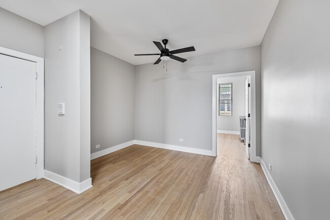 Foto del edificio - 7520 N Seeley Ave