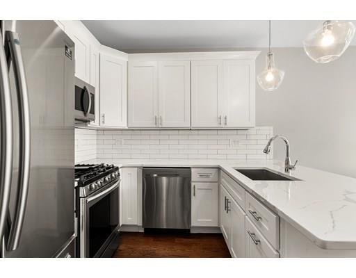 Building Photo - 92 Bennington St