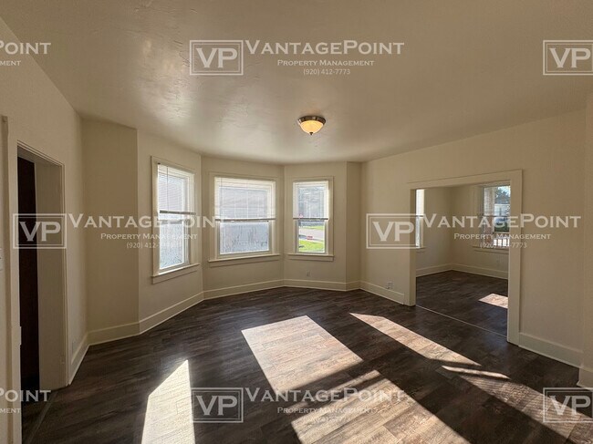 Foto del edificio - 1267 Doty St