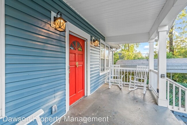 Building Photo - 3 br, 1 bath House - 1817 Wilmore Dr