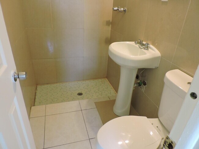 Foto del edificio - 251 W 18th St