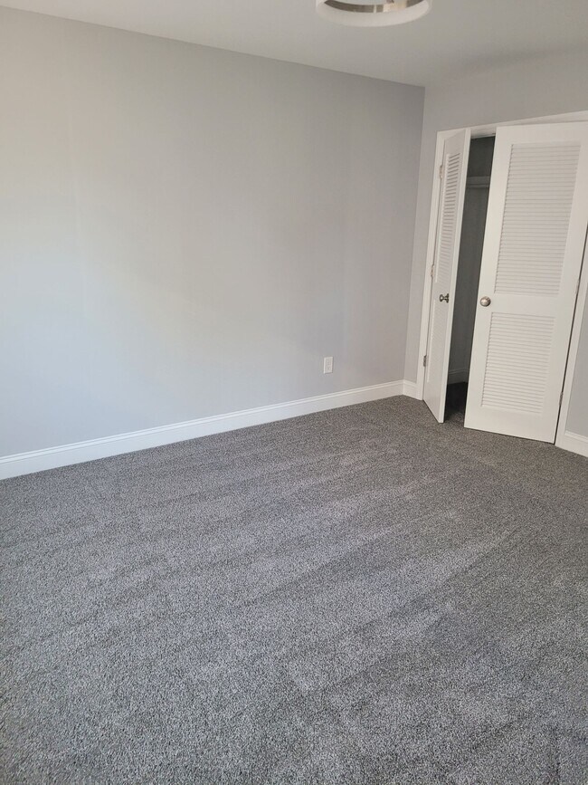 Foto del edificio - 2 Bedroom, 2.5 Bath Modern Duplex - Walkin...