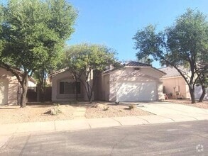 Building Photo - 956 W Breckenridge Ave