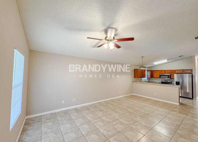 Foto del edificio - NEW LOWER RENTAL RATE LEASING SPECIAL: Rec...