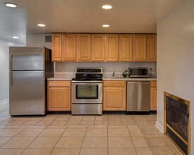 Building Photo - 607 Florida Ave NW Building Photo - 607 Florida Ave NW