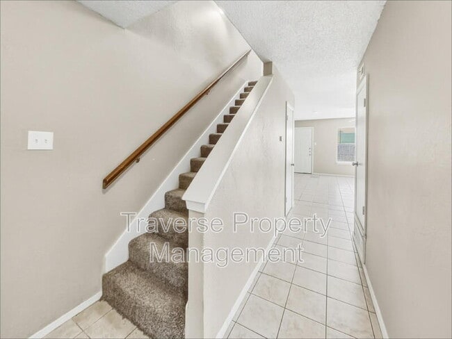 Photo - 1006 Bland Dr Apartment