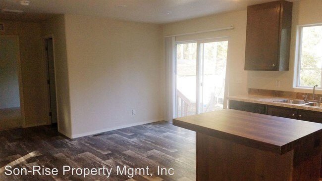 Foto del edificio - 3 br, 2 bath House - 184 Jerome St