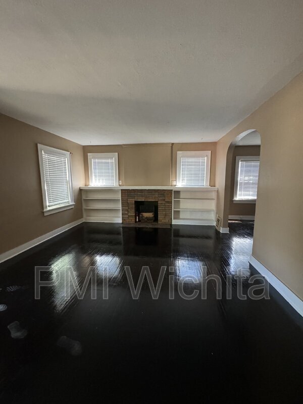 Foto del edificio - 735 S Grove St