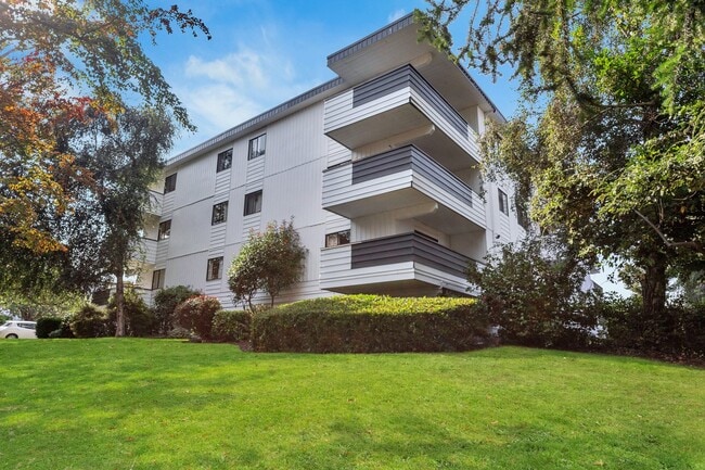 Building Photo - Summerhill Apartments