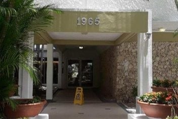 Beautiful main entrance - 1965 NE 135th St