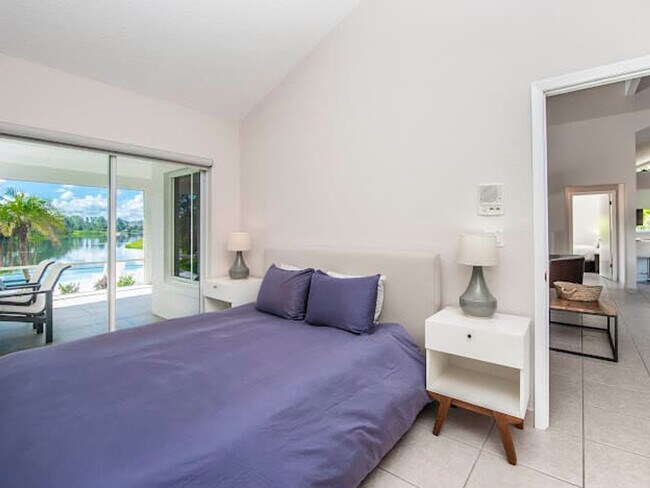 Building Photo - 7840 Golf Paradise Way